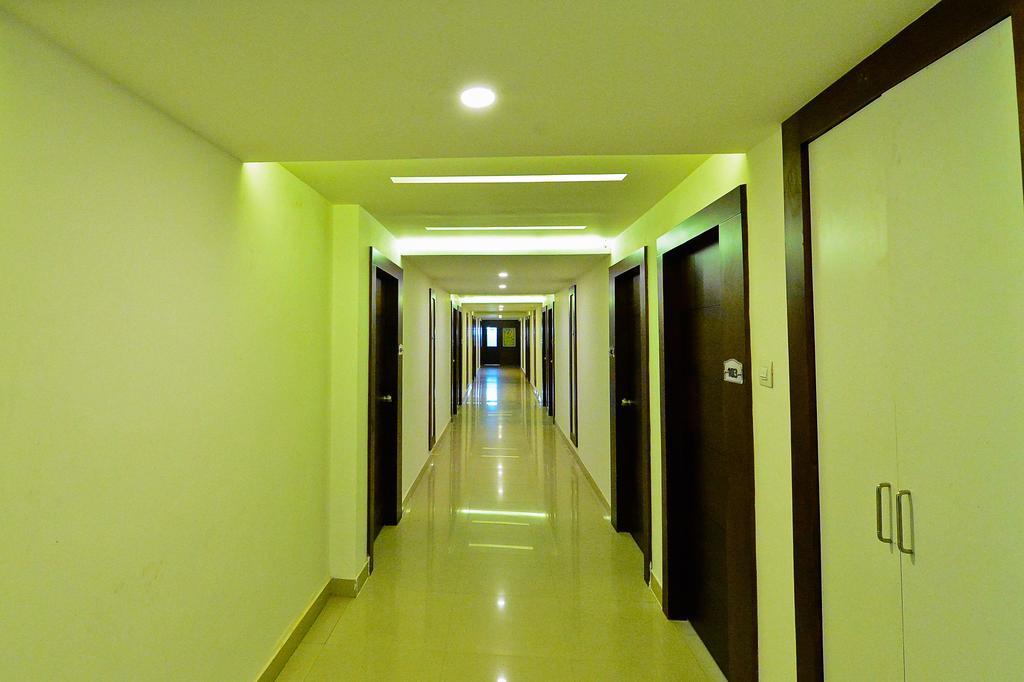 Qik Stay @ S.K. Continental Maisur Dış mekan fotoğraf