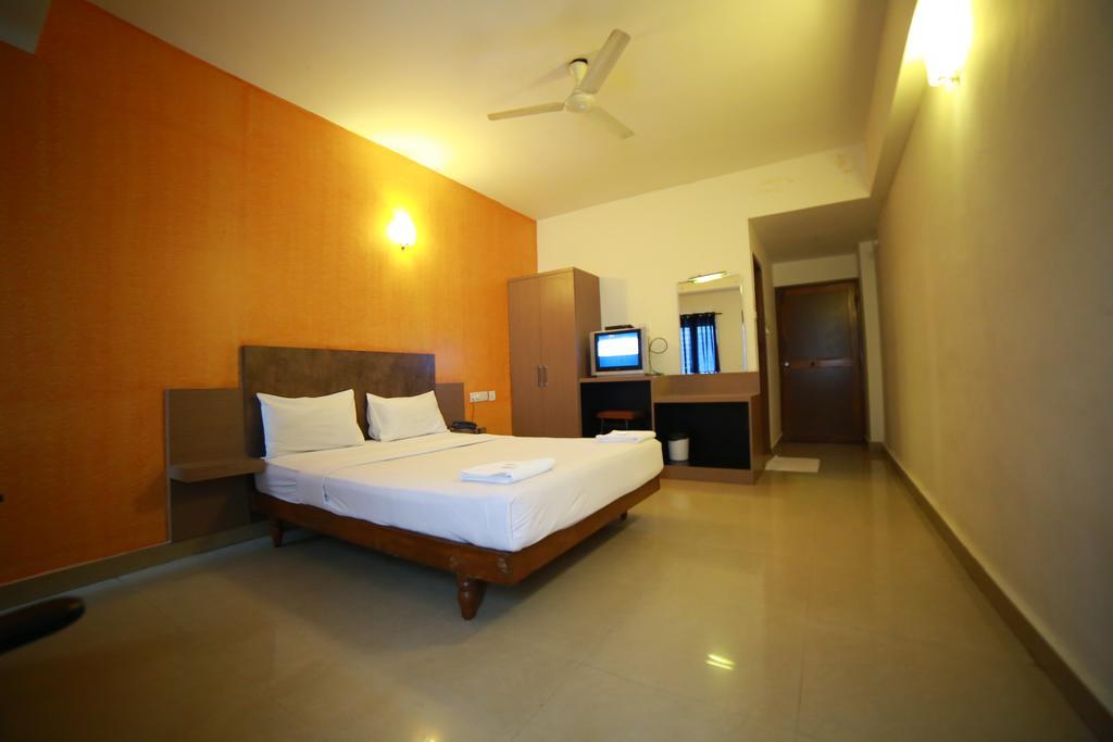 Qik Stay @ S.K. Continental Maisur Dış mekan fotoğraf