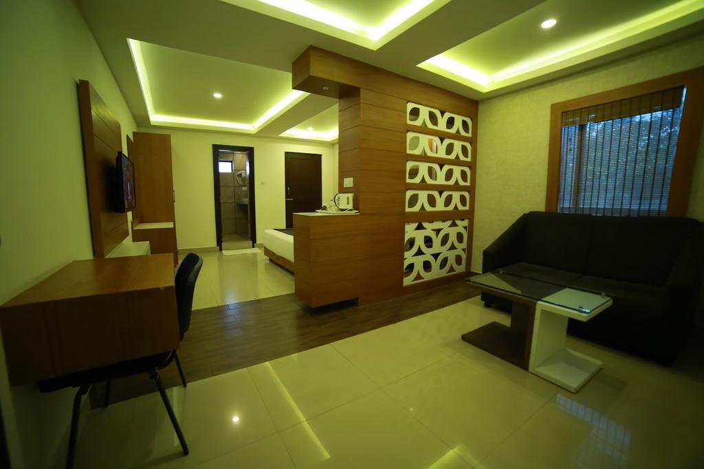 Qik Stay @ S.K. Continental Maisur Dış mekan fotoğraf
