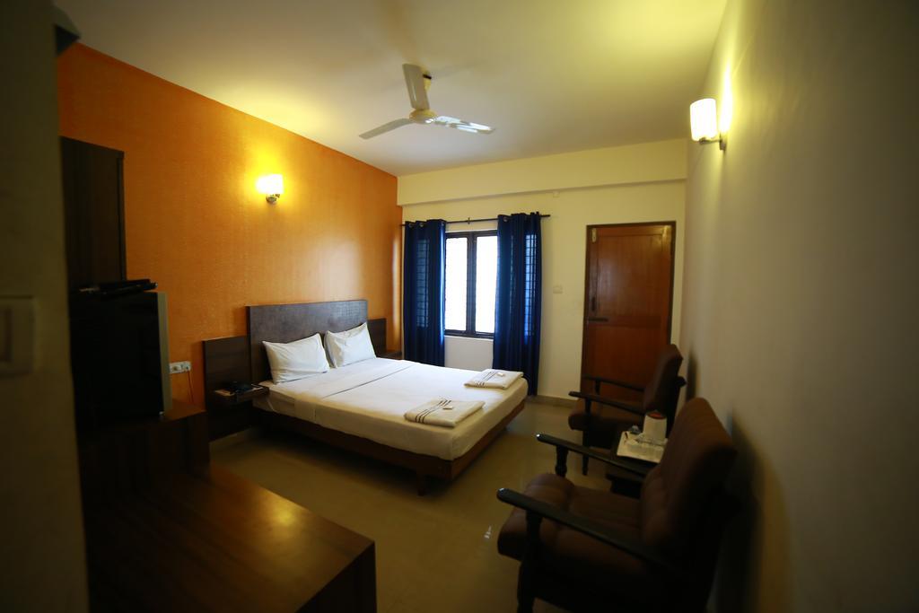Qik Stay @ S.K. Continental Maisur Dış mekan fotoğraf